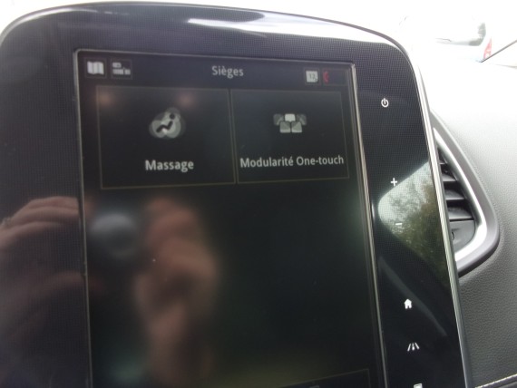 RENAULT SCENIC IV Renault scenic-009.jpg